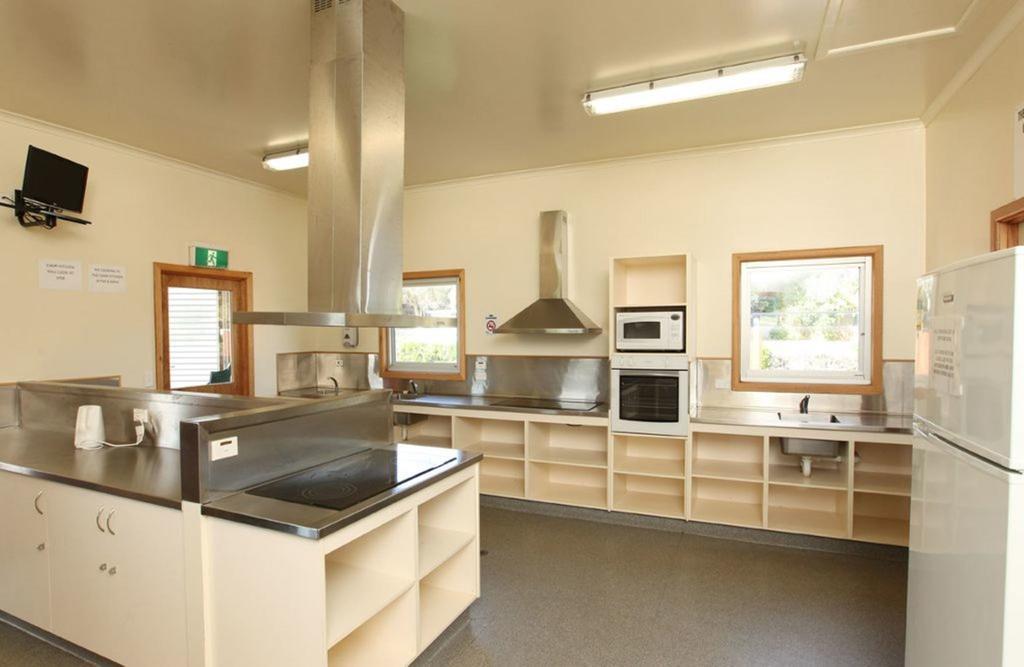 Surfside Holiday Park Warrnambool Exteriör bild