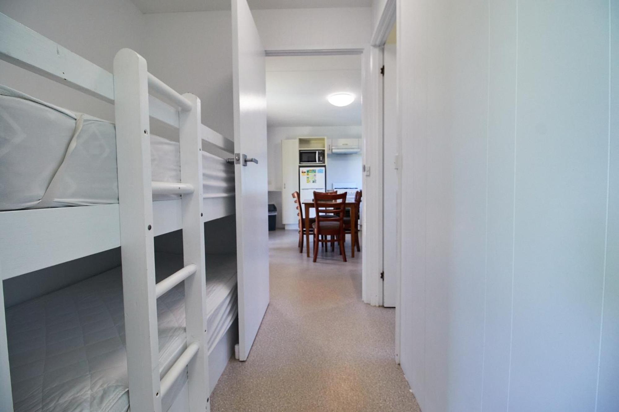 Surfside Holiday Park Warrnambool Exteriör bild