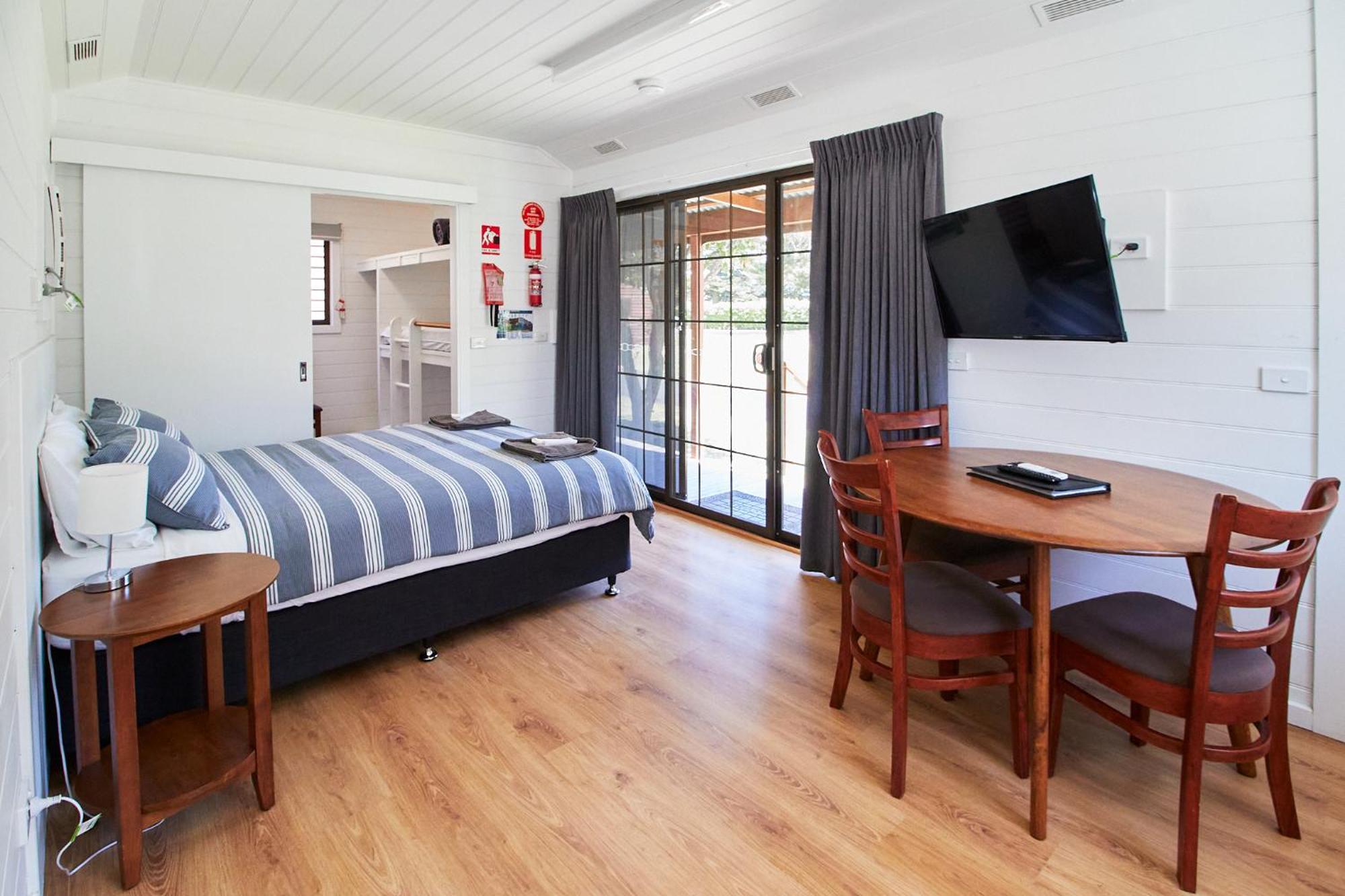 Surfside Holiday Park Warrnambool Exteriör bild