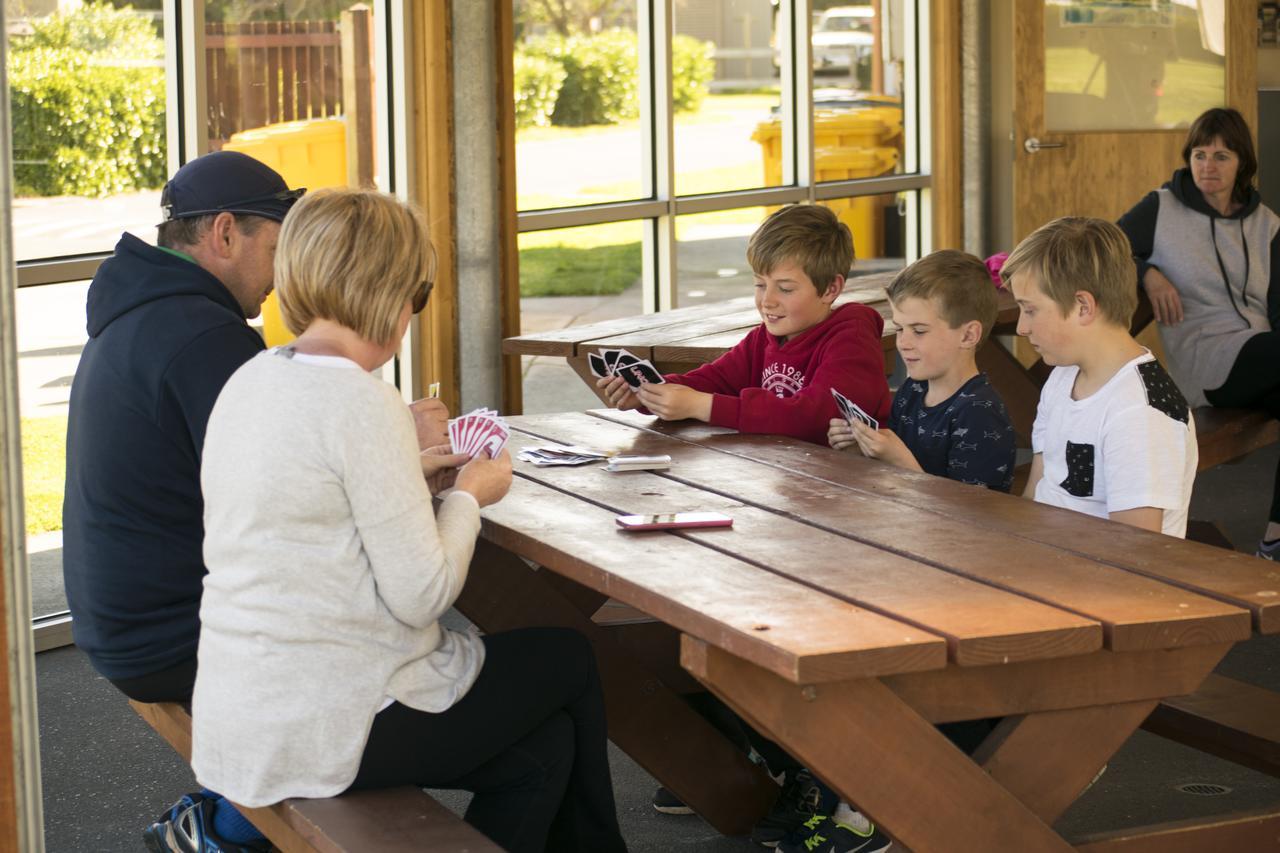 Surfside Holiday Park Warrnambool Exteriör bild