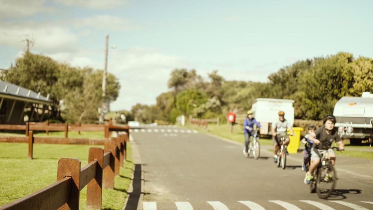 Surfside Holiday Park Warrnambool Exteriör bild